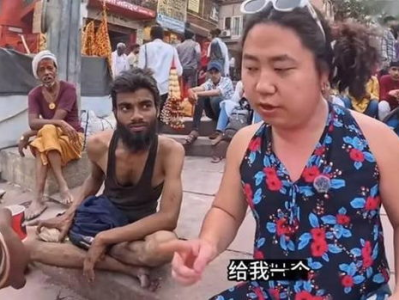 韩国博主男扮女装印度之旅：跨文化魅力与异国风情体验